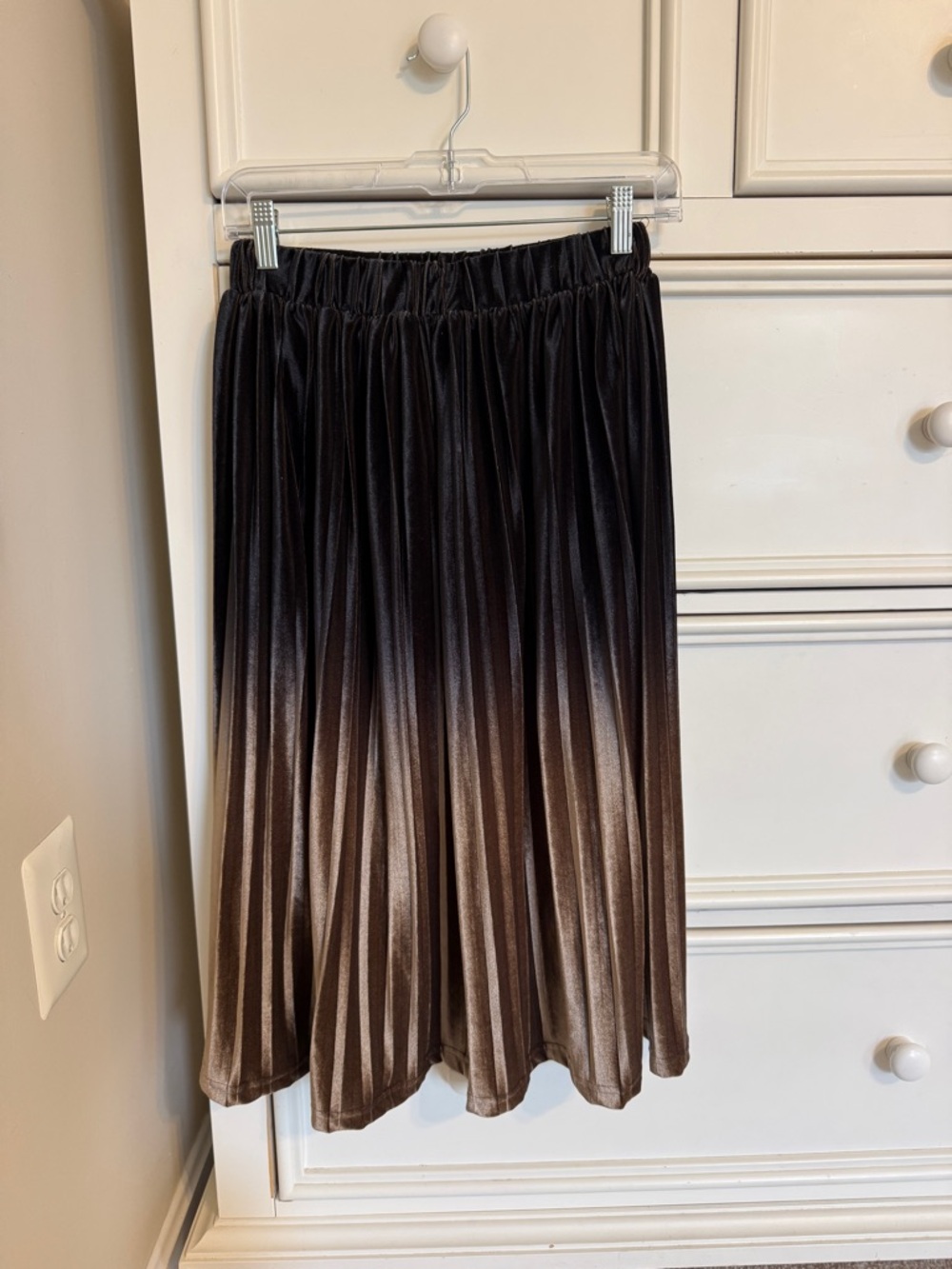 fab'rik Pleated Ombre Midi Skirt in Black and Brown